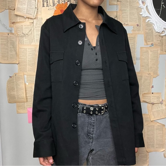 Gap Long Sleeve Stretch Solid Black Button Down - Picture 3 of 7